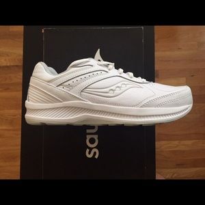 Men’s Saucony sneakers 8.5 W white Echelon